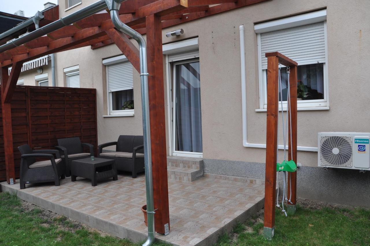 Gyorszem Apartman Εξωτερικό φωτογραφία