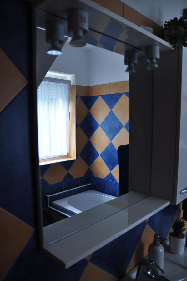 Gyorszem Apartman Εξωτερικό φωτογραφία